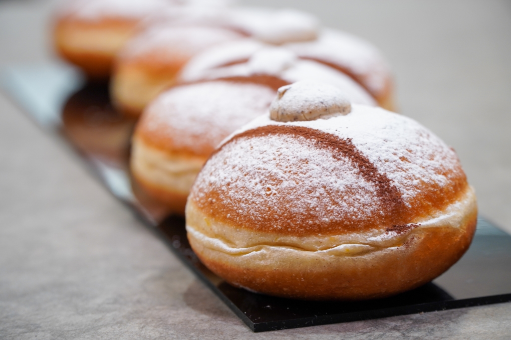 Eccentric 100% vegan donuts